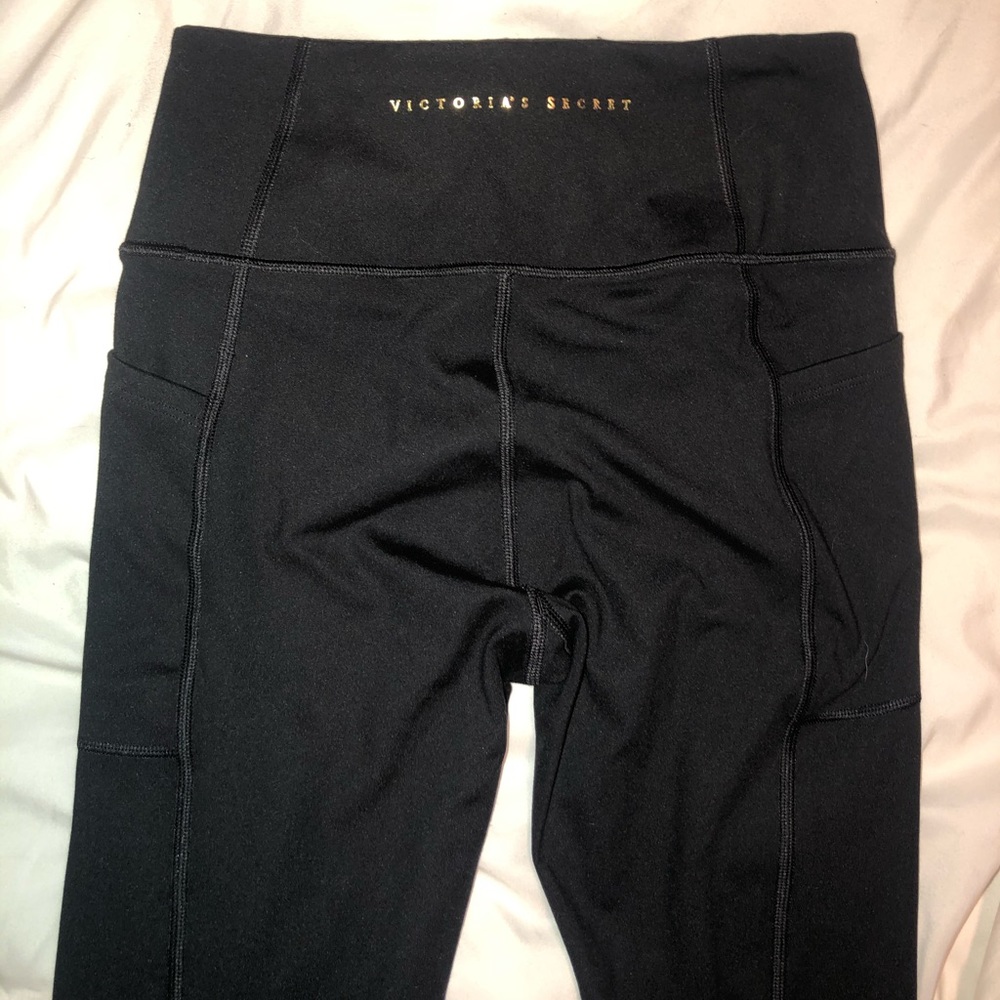Victoria’s Secret BTM lifestyle leggings
